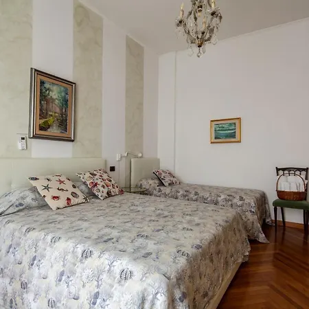 Appartement Holidays La Spezia